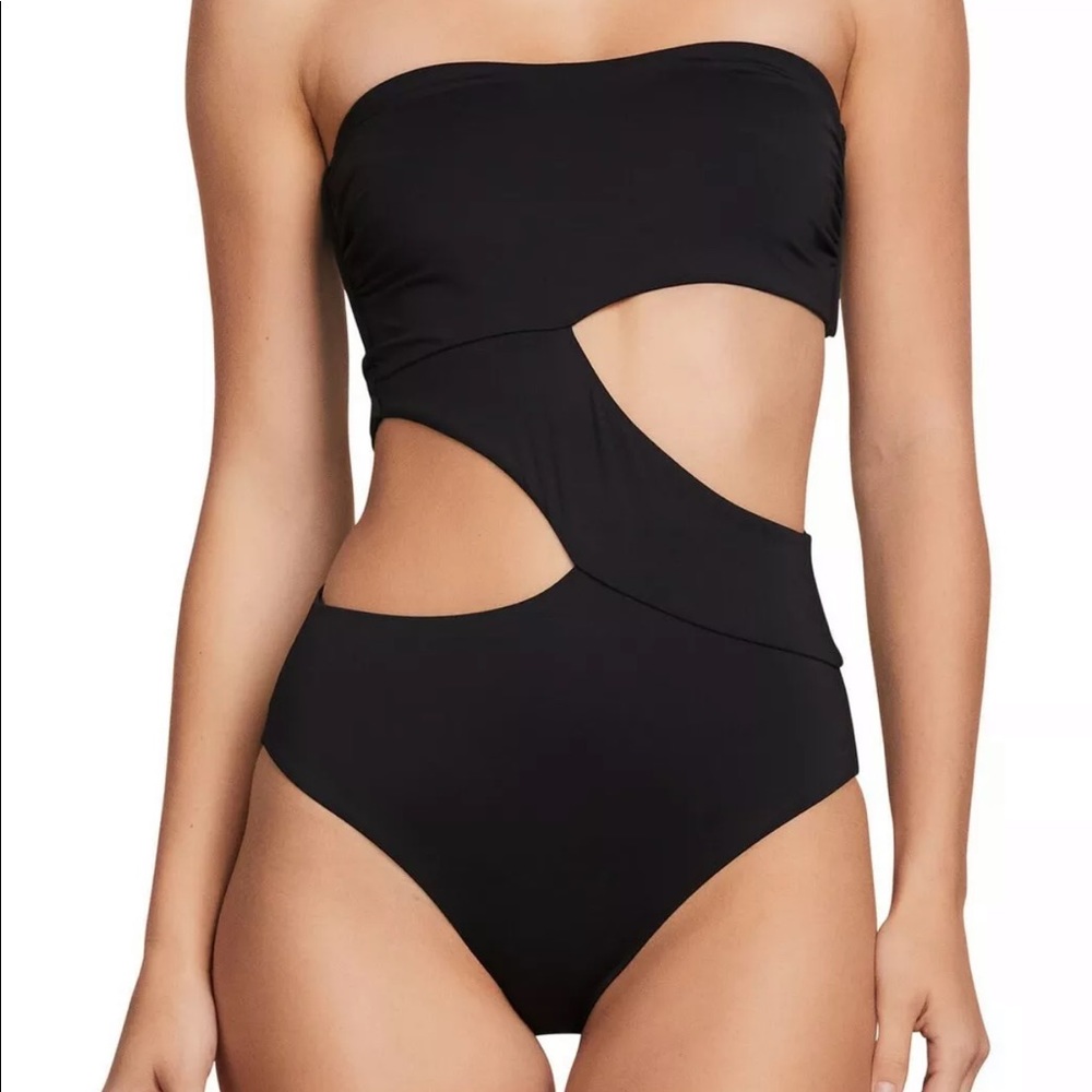 L VOLCOM BLACK ONE PIECE SWIMSUIT